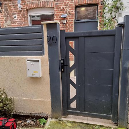 Appartement Tout Confort A Лил Екстериор снимка